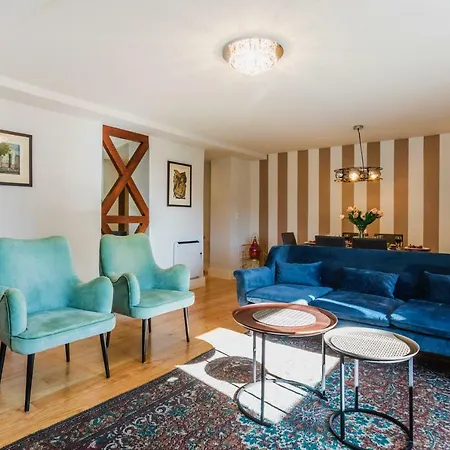 Cathedral Luxury And Spacious Apartment *