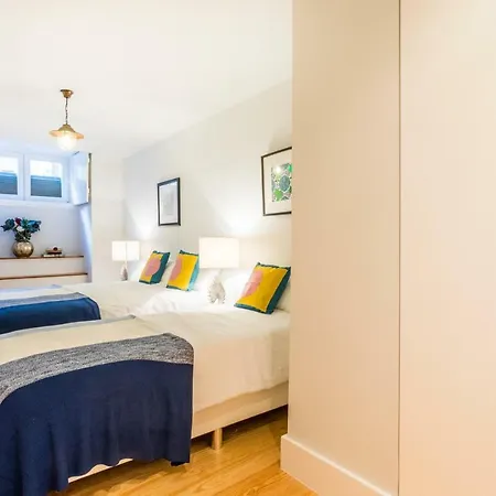 Cathedral Luxury And Spacious Apartment